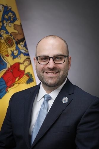 Kevin Dehmer headshot