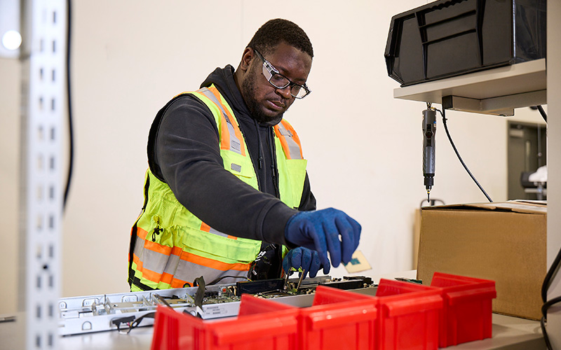 Gallery Detail: Exploring Microsoft Datacenter Careers In Phoenix